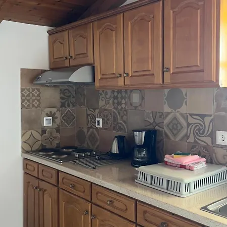 דירה The Filoxenia Apartments,