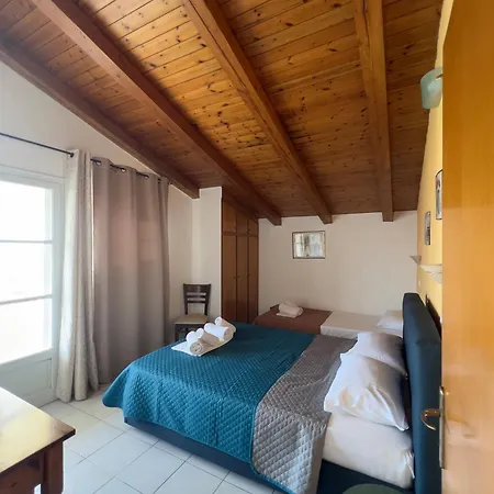 דירה The Filoxenia Apartments, ניקיאנה