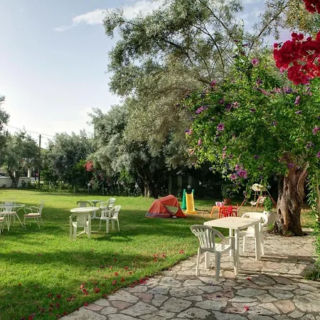 דירה The Filoxenia Apartments, *