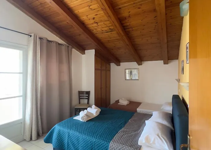 דירה The Filoxenia Apartments, ניקיאנה