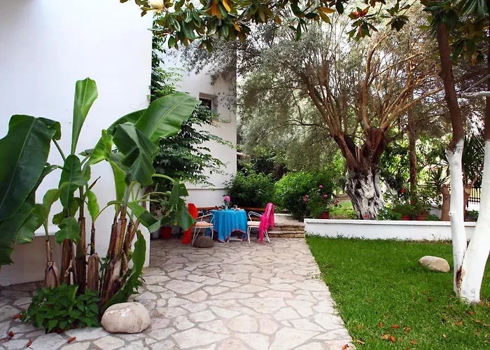 דירה The Filoxenia Apartments, *