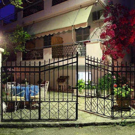The Filoxenia Apartments,